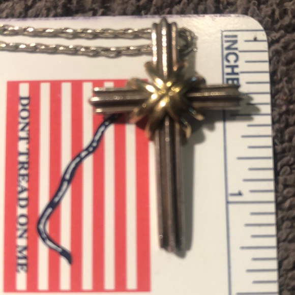 Gold 18 k & sterling silver Tiffany & Co Christian cross, box & flannel pouch - Picture 8 of 11